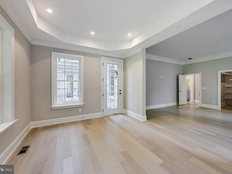 3104 Sleepy Hollow Rd — Photo 59