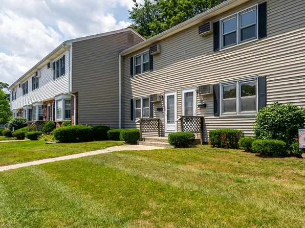 41 South St Unit 10, Easthampton, MA 01027