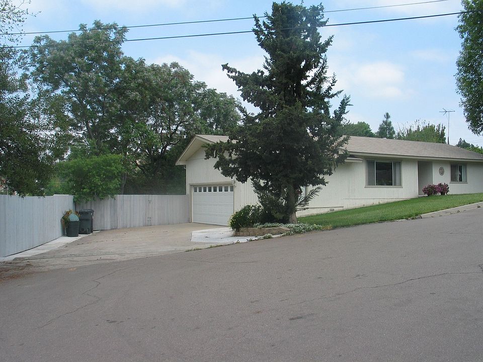 2nd image of 8310 Sunview Dr