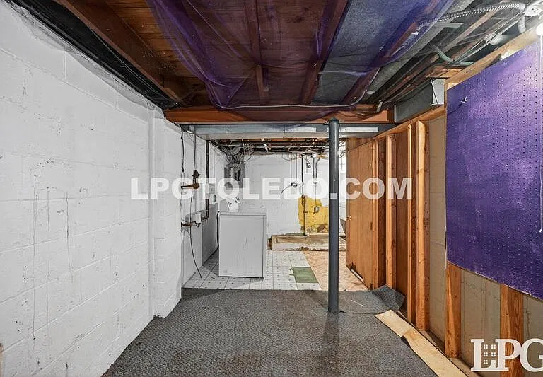 4406 Asbury Dr — Photo 31