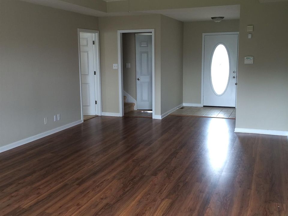 1st image of 979 Cindy Jo Ct