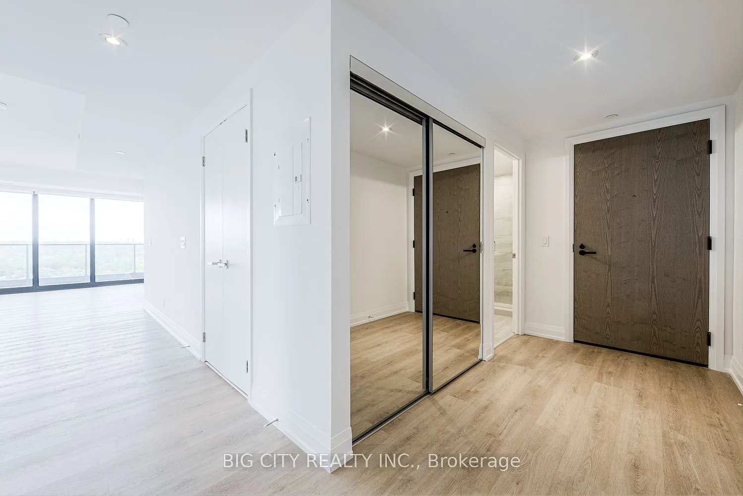 2 bed, $5,250 — Photo 2