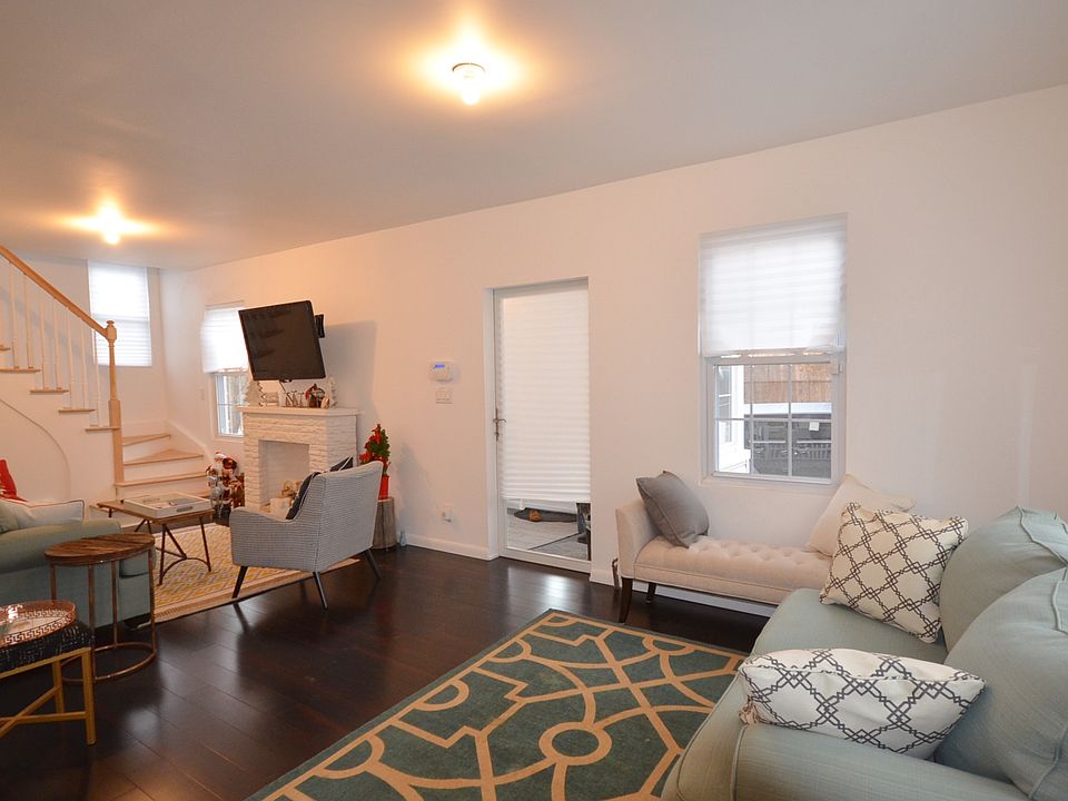1st image of 45 Aymar Ave