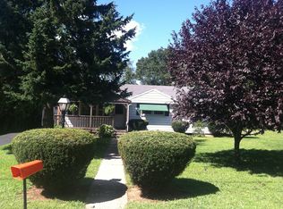 6 Adelaide Rd, Norwich, CT 06360