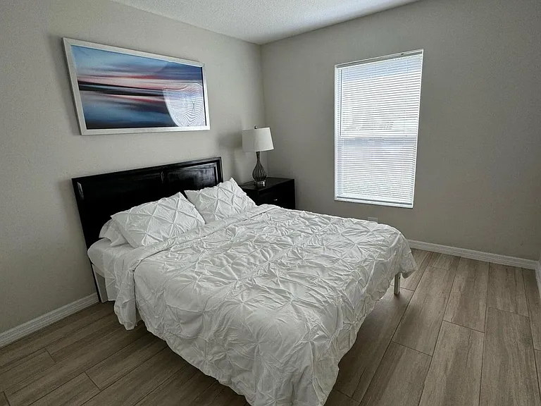 4020 E Louisiana Ave — Photo 11