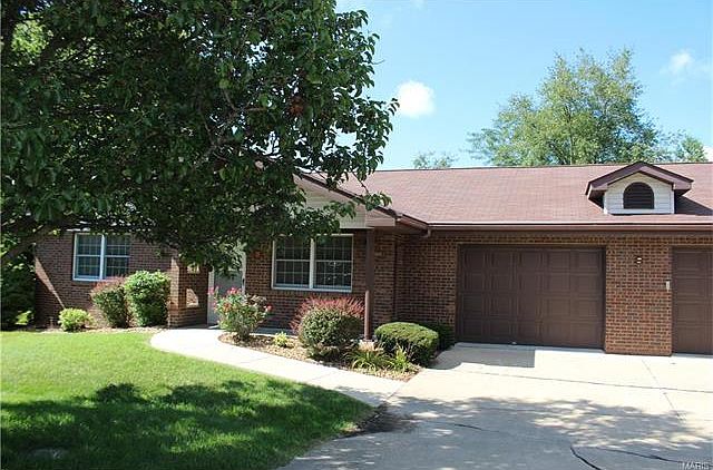 1st image of 15 Kaeser Ct