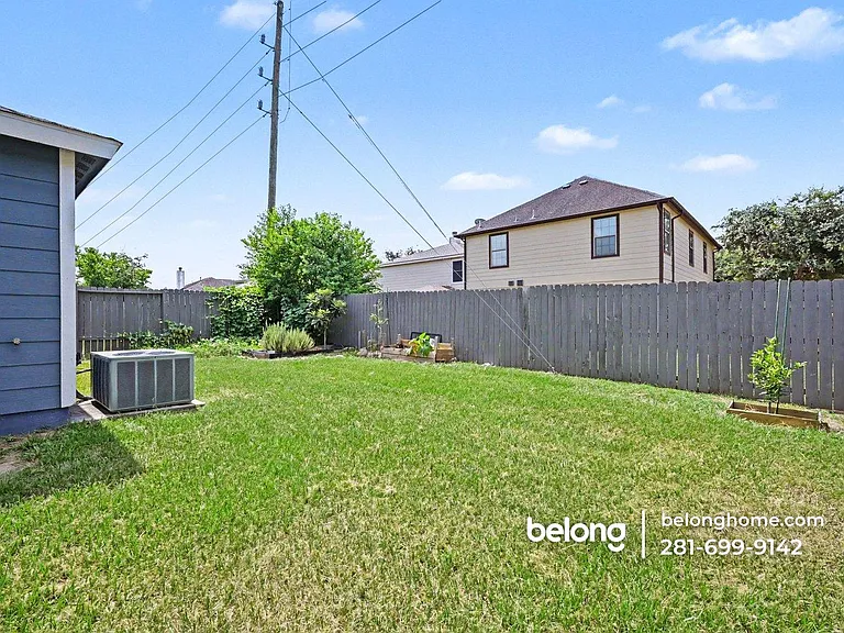 20739 Dickinson Manor Ln — Photo 24