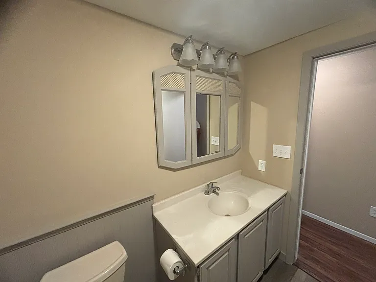 1046 Butlers Park Rd — Photo 11