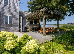 42 Driftwood Dr, Tiverton, RI 02878
