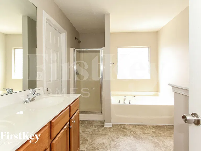 2129 Sebastiani Dr — Photo 9