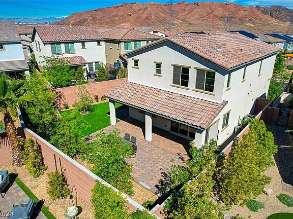 2nd image of 11 Cresta Villa Ct