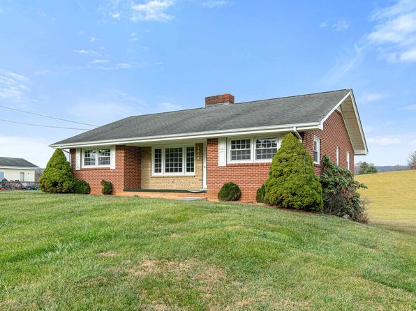 1622 Bishop Rd, Blacksburg, VA 24060