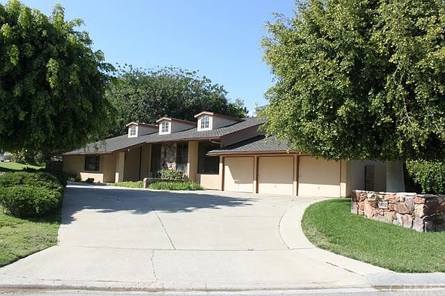 2nd image of 9682 Villa Woods Dr