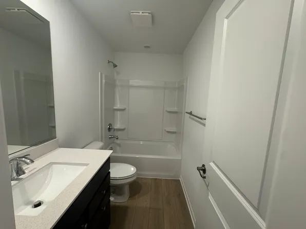 25736 W Wakefield Dr, Plainfield, IL 60544