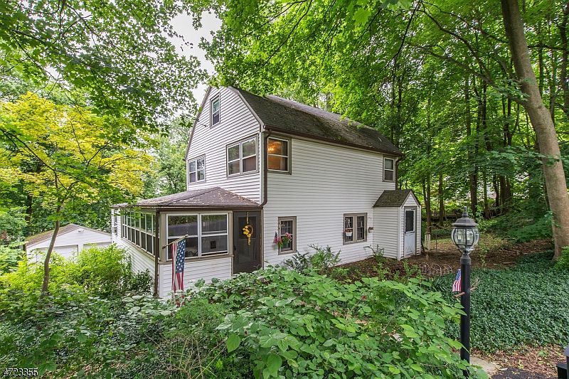 17 GATES AVE, Gillette, NJ 07933 Zillow