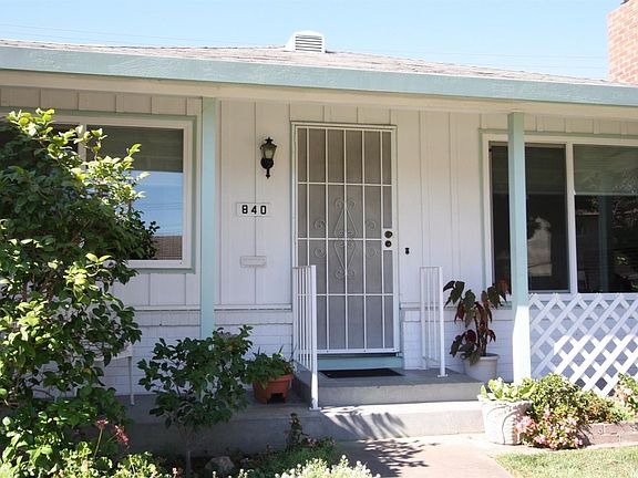 3rd image of 840 Daisy Ave