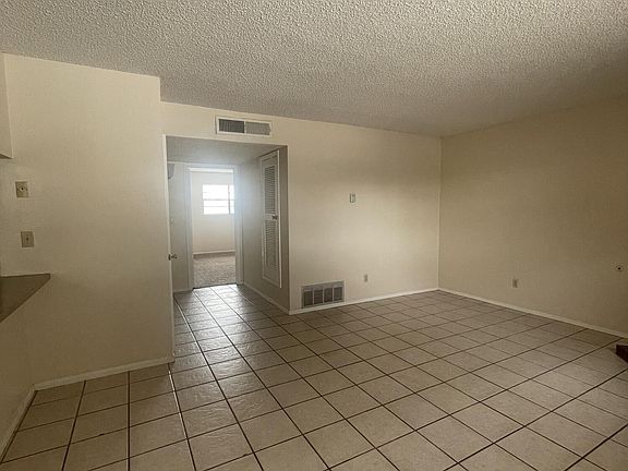 4th image of 10502 Cozumel Ln