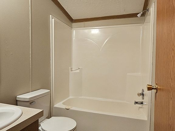 4th image of 53081 Beverly Hills Dr #32