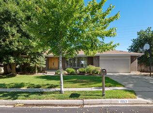 1957 E Rio Way, Sandy, UT 84093
