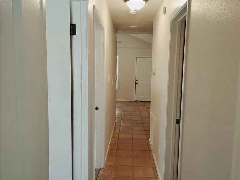 3203 Heatherwood Dr — Photo 7