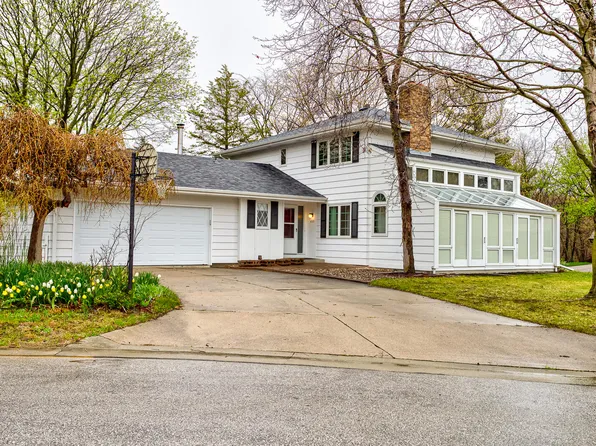 4101 Trail Ridge Cir, Ames, IA 50014