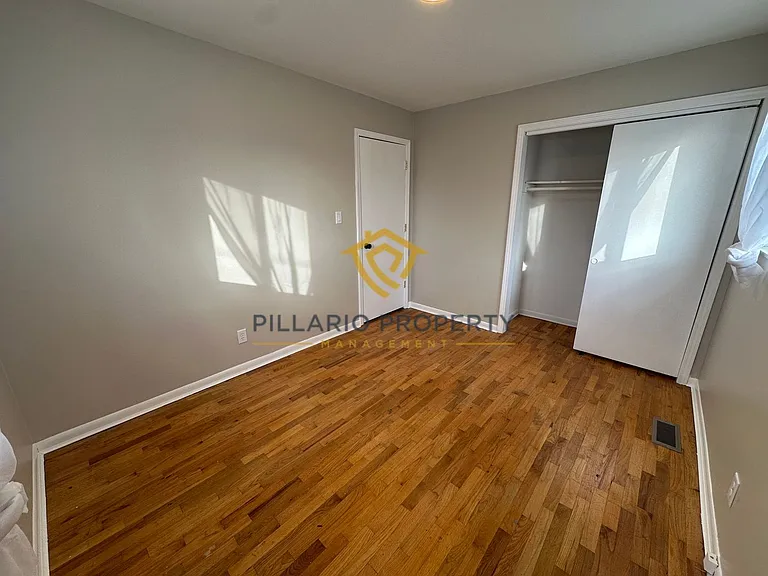 4703 E Minnesota St — Photo 10