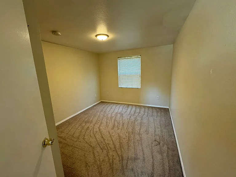 2804 McLeod Rd — Photo 19