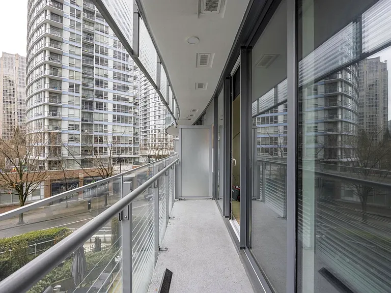 89 Nelson St #403 — Photo 20