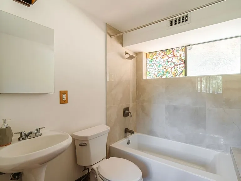 517 Canon View Trl — Photo 10