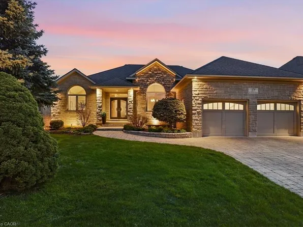 27 Fall Harvest Dr, Kitchener, ON N2P 2M2