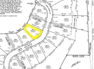 3016 Forrest Meadow Ln, Hiawatha, IA 52233