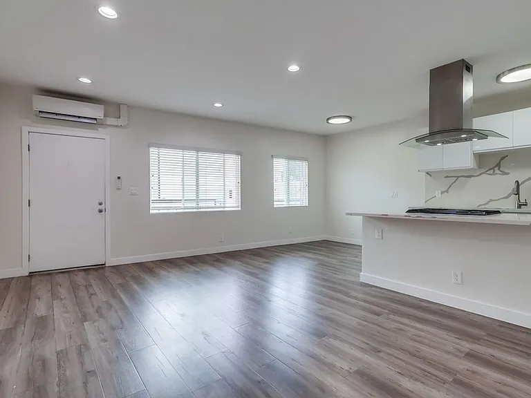 715 Marlborough Ave — Photo 7
