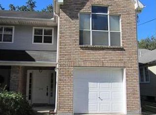220 Phosphor Ave, Metairie, LA 70005
