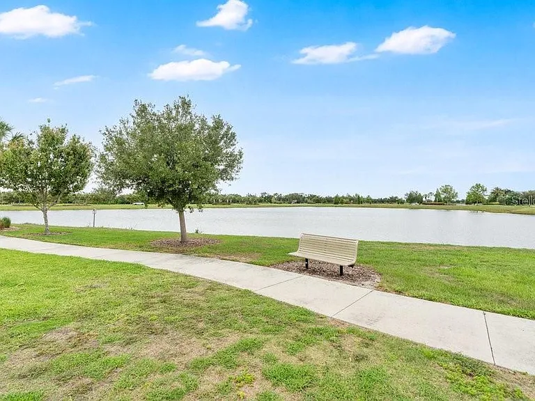 6214 Sea Amber Ln — Photo 45