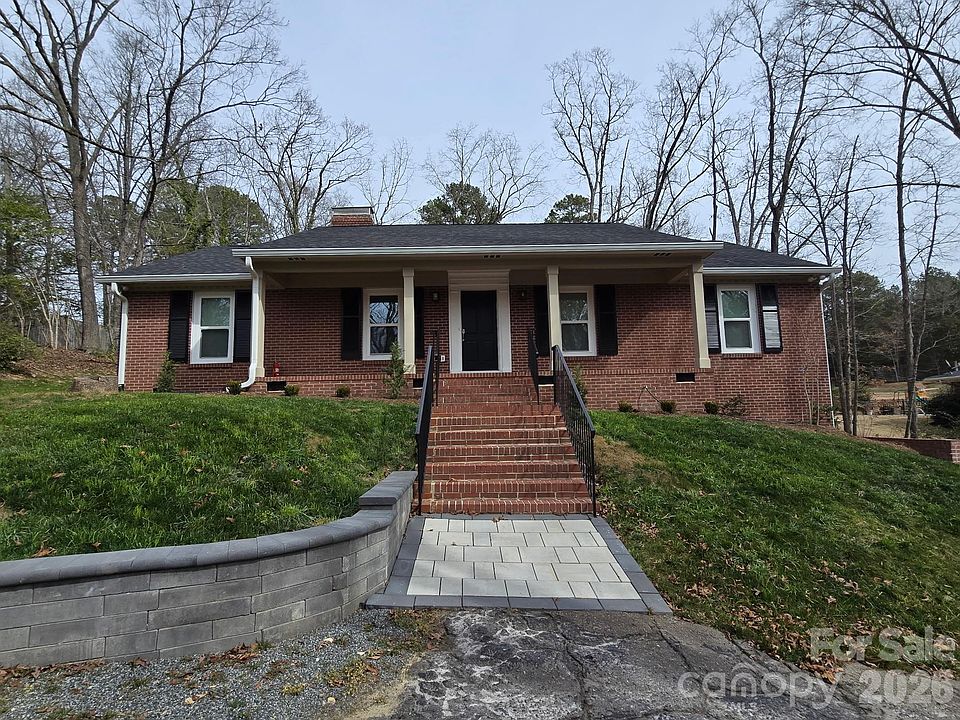 1st image of 126 Sunset Dr