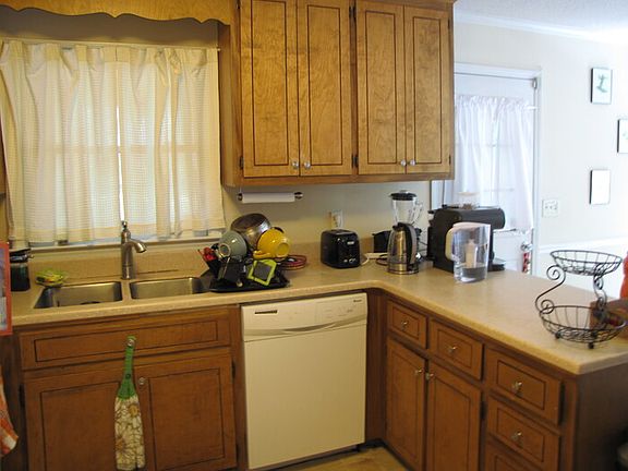 5th image of 603 E Hammond St
