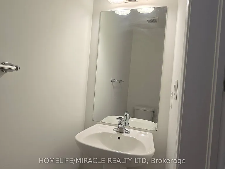 25 Phyllis Dr — Photo 22