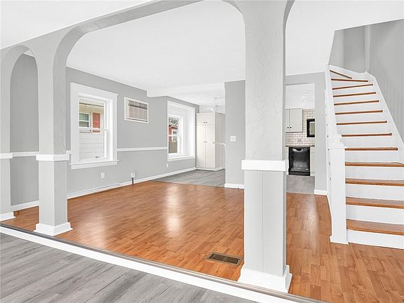 5th image of 28 Fulton St