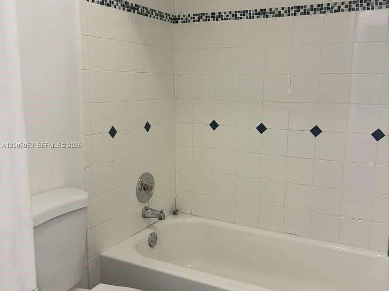 5937 Forest Hill Blvd #204 — Photo 20