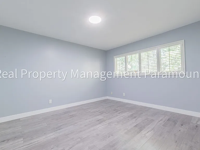 2700 Cahuenga Blvd E #1306 — Photo 20