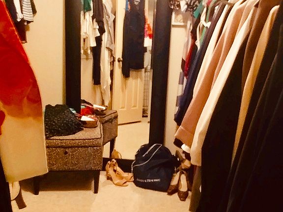 Master closet 