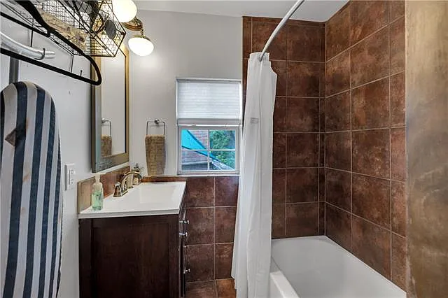 1420 Kerlerec St #2 — Photo 15