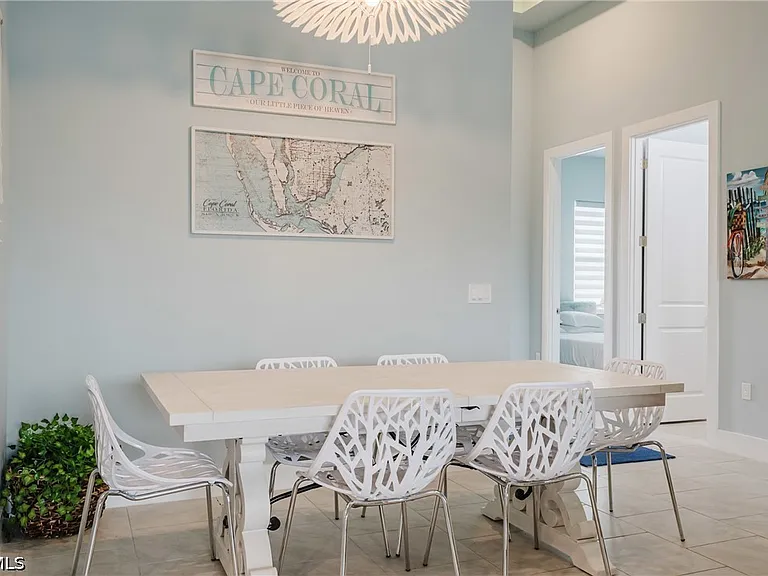5310 Cocoa Ct — Photo 32