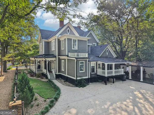 207 E Hightower Trl, Social Circle, GA 30025