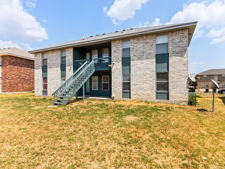 5802 Redstone Dr #D — Photo 15
