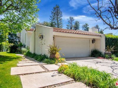 2690 Claray Dr, Los Angeles, CA, 90077