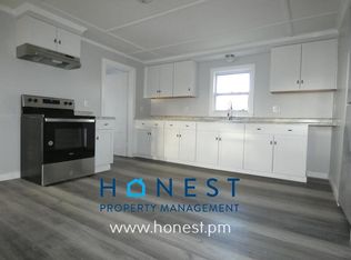 35 Summer St #3, Waterville, ME 04901