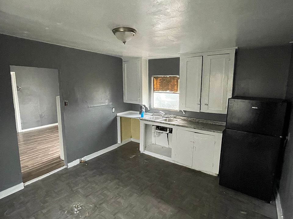 1st image of 2929 Sunrise Ave #D