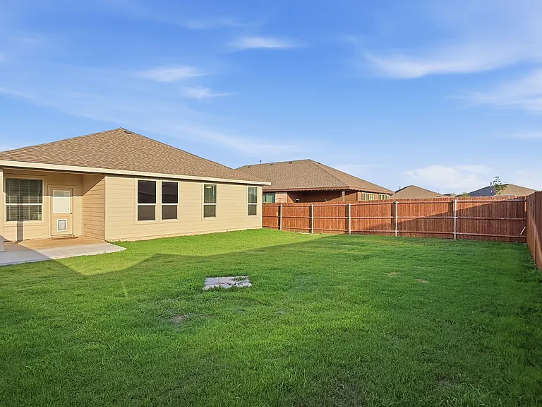 14525 Delphinus Dr — Photo 21
