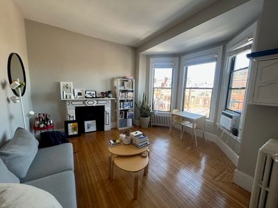 364 Marlborough St APT 8, Boston, MA, 02115